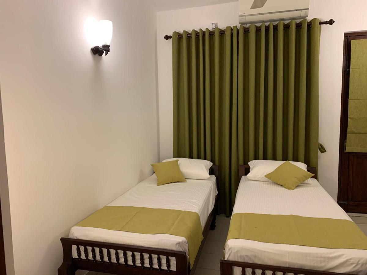 Elegance Oasis, Colombo 3 Hotel Eksteriør billede